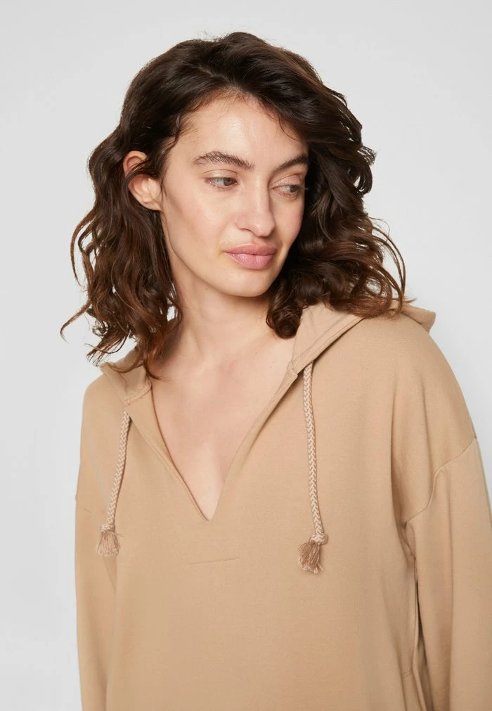 LIANDRA - Sweatshirt - cinnamon brown Flash Sale ๐ By Malene Birger LIANDRA - Sweatshirt - Cinnamon Brown โญ -By Malene Birger shop 01d84161b5cd467dbc593861c3780c5a