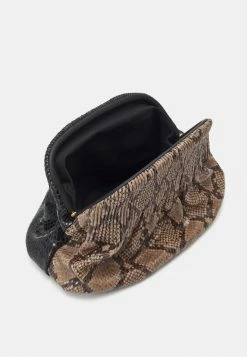 Buy 😍 By Malene Birger REESE - Clutch - Tannin ❤️ -By Malene Birger shop 098bf3ccf32e41ad9a741e97950f4ec4