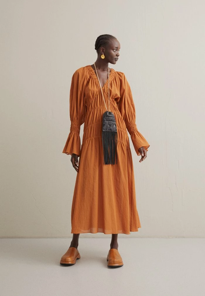 AHYENNA - Day dress - caramel cafe Best deal 👍 By Malene Birger AHYENNA - Day 👗 Dress - Caramel Cafe 🛒 -By Malene Birger shop 3fa5c71de1884beab87b9a8f962ea721