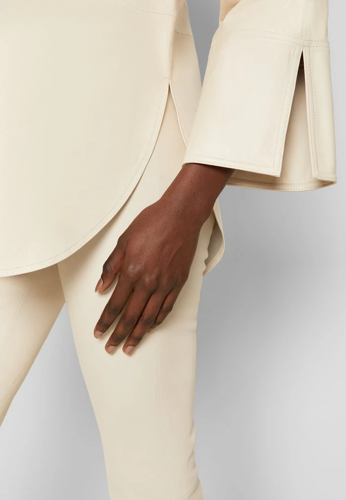 LLAIYES - Tunic - almond Best reviews of ๐งจ By Malene Birger LLAIYES - Tunic - Almond ๐ -By Malene Birger shop 41cc41944d6f457b97ca113ca6c5d65c