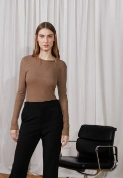 Best reviews of ๐งจ By Malene Birger NIMAS - Long Sleeved Top - Clay โ