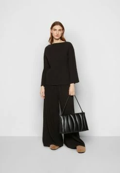 By Malene Birger shop -By Malene Birger shop 461d90d720a84436a219bc8549b37ac2