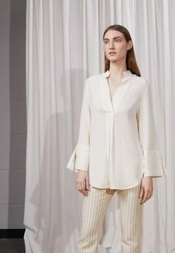 Hot Sale ๐คฉ By Malene Birger FLAIY - Tunic - Whisper White โจ