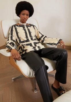 Best deal ⌛ By Malene Birger BAJUNAR - Blouse - Garian Border 💯