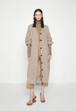 Buy ⭐ By Malene Birger ESSENTIALS CYRUS - Cardigan - Chanterelle ✨ -By Malene Birger shop 68bff3e7537c46a1947d2aeaa8ed85eb