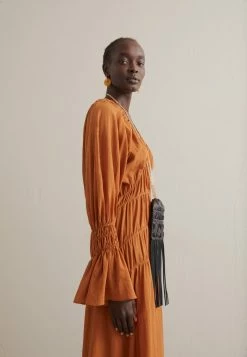 Best deal 👍 By Malene Birger AHYENNA - Day 👗 Dress - Caramel Cafe 🛒 2 Best deal 👍 By Malene Birger AHYENNA - Day 👗 Dress - Caramel Cafe 🛒 -By Malene Birger shop 77d0eaaf2100435587eb9feb52c6416f