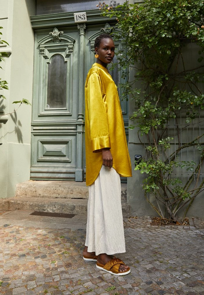 OLISSE - Shirt dress - autumn green Flash Sale ๐งจ By Malene Birger OLISSE - ๐ Shirt ๐ Dress - Autumn Green ๐ -By Malene Birger shop 7824017f30c04623a28ed2936977597d