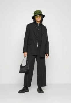 By Malene Birger shop -By Malene Birger shop 7d05ab80115e4e22992e93eea6be21e6