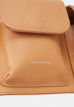 Hot Sale 🥰 By Malene Birger BELMOA - Bum Bag - Tan 🎁 -By Malene Birger shop 81ff53b30b814bd286678fc1687824f0
