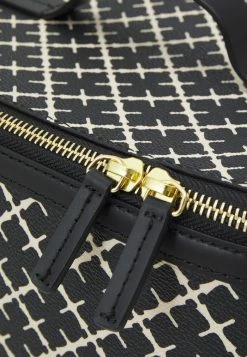 New 😉 By Malene Birger BAE BEAUTY SET - Wash Bag - Black ⭐ -By Malene Birger shop 8da119fc57dc4a308952880082f68d86