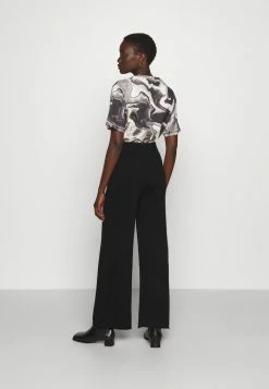 Hot Sale ๐ By Malene Birger AMIRLA - Trousers - Black โ๏ธ 2 Hot Sale ๐ By Malene Birger AMIRLA - Trousers - Black โ๏ธ -By Malene Birger shop 8deee8d008ab4620937cb208e187152d