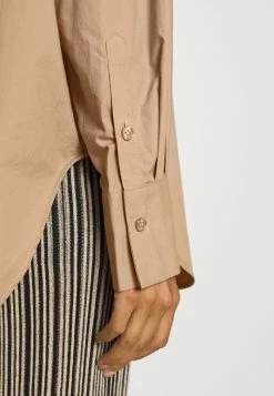 Brand new 🥰 By Malene Birger DERRIS - Button-down Blouse - Chanterelle 🤩 5 Brand new 🥰 By Malene Birger DERRIS - Button-down Blouse - Chanterelle 🤩 -By Malene Birger shop 90af5624287c4440b1bd08fd6beff749