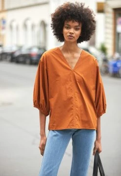 Best deal ✔️ By Malene Birger PIAMONTES - Blouse - Caramel Cafe ❤️ -By Malene Birger shop 95bcddc8e40f4d8cbee5441d23bef0bd