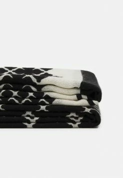 Cheapest 🔔 By Malene Birger JULEE - Scarf - Black 👏 -By Malene Birger shop 9bdacb91f5384bc9b666d1b27a8903cd