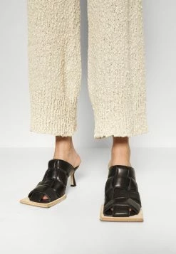 Best Sale 💯 By Malene Birger SIMBA - Trousers - Wood ❤️ -By Malene Birger shop 9fa0e626747d45b58af48ba77bac75f3