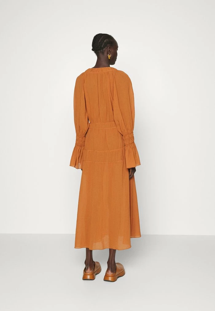 AHYENNA - Day dress - caramel cafe Best deal 👍 By Malene Birger AHYENNA - Day 👗 Dress - Caramel Cafe 🛒 -By Malene Birger shop a0611b5a9f5a4414b1e92e304b726a20