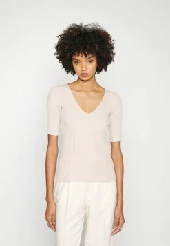 Budget 🧨 By Malene Birger AJUNIE - Basic T-shirt - Cream Snow 🤩 -By Malene Birger shop a2ceaad4494a4571803816f4e8e09dee