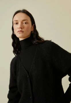 Top 10 ⌛ By Malene Birger ESSENTIALS CYRUS - Cardigan - Black 😉 -By Malene Birger shop a7235e73cf5c4620ae03aaa84eca9b3b