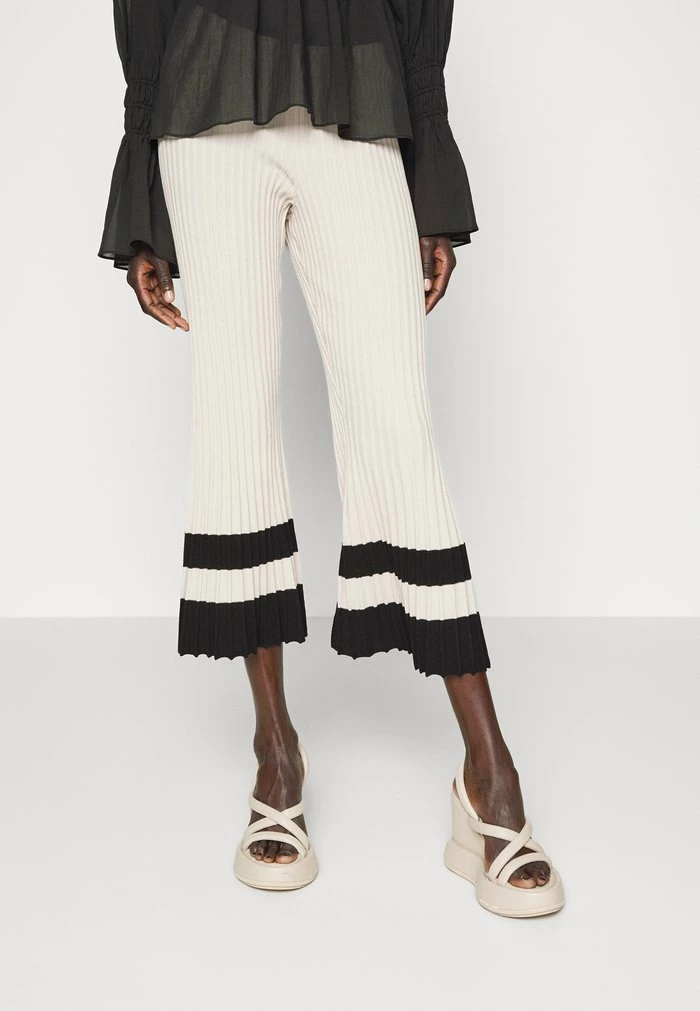 AJAY - Trousers - black Best Sale ✨ By Malene Birger AJAY - Trousers - Black ❤️ -By Malene Birger shop af8ae4d7611a4862b8a8dc3cd42f415c