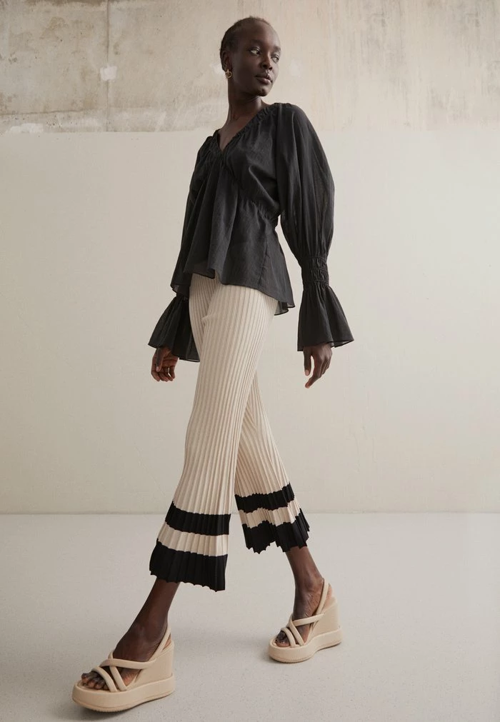 AJAY - Trousers - black Best Sale ✨ By Malene Birger AJAY - Trousers - Black ❤️ -By Malene Birger shop b1b9dc214cc44e2ab1fa65e000a20799