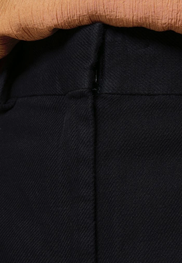 ASSUKA - Trousers - black Outlet 🥰 By Malene Birger ASSUKA - Trousers - Black ⭐ -By Malene Birger shop b42515000d294404874aa67d88d96709