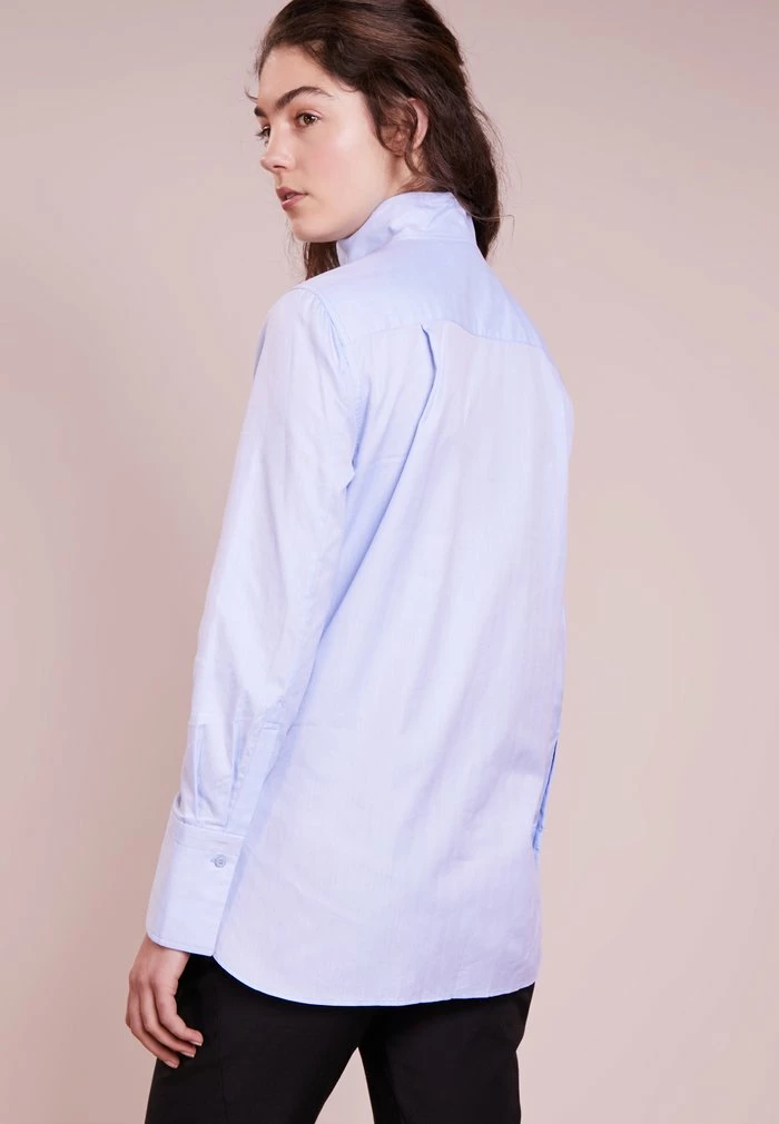 LEIJAI - Button-down blouse - pastel blue New 👍 By Malene Birger LEIJAI - Button-down Blouse - Pastel Blue ⭐ -By Malene Birger shop b671ecb7dcd442b483efd5cb2d38e1d1