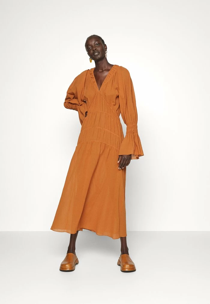 AHYENNA - Day dress - caramel cafe Best deal 👍 By Malene Birger AHYENNA - Day 👗 Dress - Caramel Cafe 🛒 -By Malene Birger shop bc63d703e279448f9c093191bc2171e5