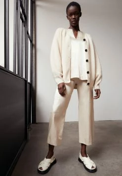 Best reviews of 🛒 By Malene Birger EVILIA - Trousers - Almond ✔️