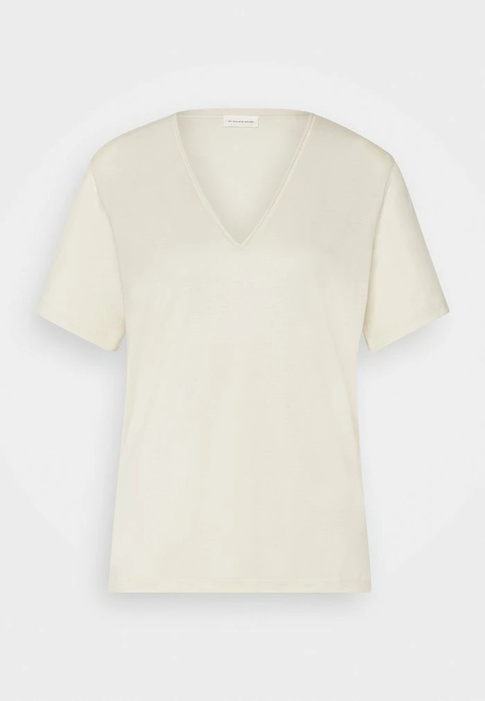 AMIKA - Basic T-shirt - whisper white Deals ✨ By Malene Birger AMIKA - Basic T-shirt - Whisper White ❤️ -By Malene Birger shop d29bc2c52bc84021a648a842d94f513c