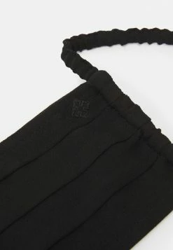 Deals ๐งจ By Malene Birger RAMIO - Community Mask - Black ๐ 3 Deals ๐งจ By Malene Birger RAMIO - Community Mask - Black ๐ -By Malene Birger shop d453c62dedf44109a79200cf7fed543e