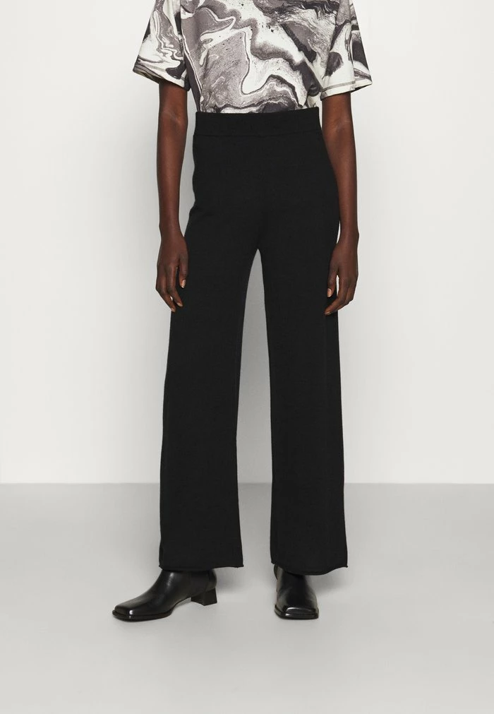 AMIRLA - Trousers - black Hot Sale ๐ By Malene Birger AMIRLA - Trousers - Black โ๏ธ -By Malene Birger shop e577281097d2497e9a91034f76e6a1c1