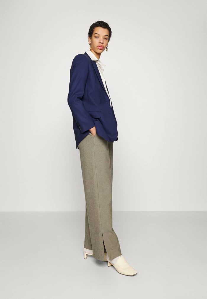 CIMAS - Trousers - forest Budget ๐ฅ By Malene Birger CIMAS - Trousers - Forest โ -By Malene Birger shop e724c15ab894439999e1545d6ef30d51