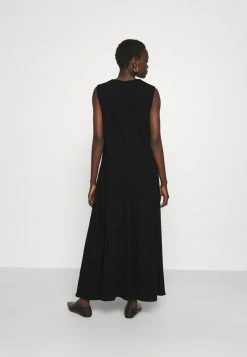 New ⭐ By Malene Birger ELIYA - Maxi 👗 Dress - Black 🥰 2 New ⭐ By Malene Birger ELIYA - Maxi 👗 Dress - Black 🥰 -By Malene Birger shop f2d1e2f206e646099264e932f94d9b08