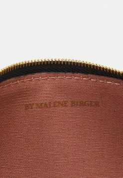 Best deal 👏 By Malene Birger BAE SMALL - Wash Bag - Black 😉 -By Malene Birger shop f42b064f412348c89eaf77e39dd26a9f
