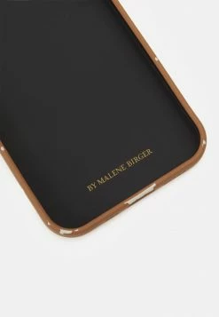 Budget 💯 By Malene Birger EXCLUSIVE PAMSY13 - Phone Case - Cafe Latte 🥰 -By Malene Birger shop f5e29bafc07245f19d478991493241d1
